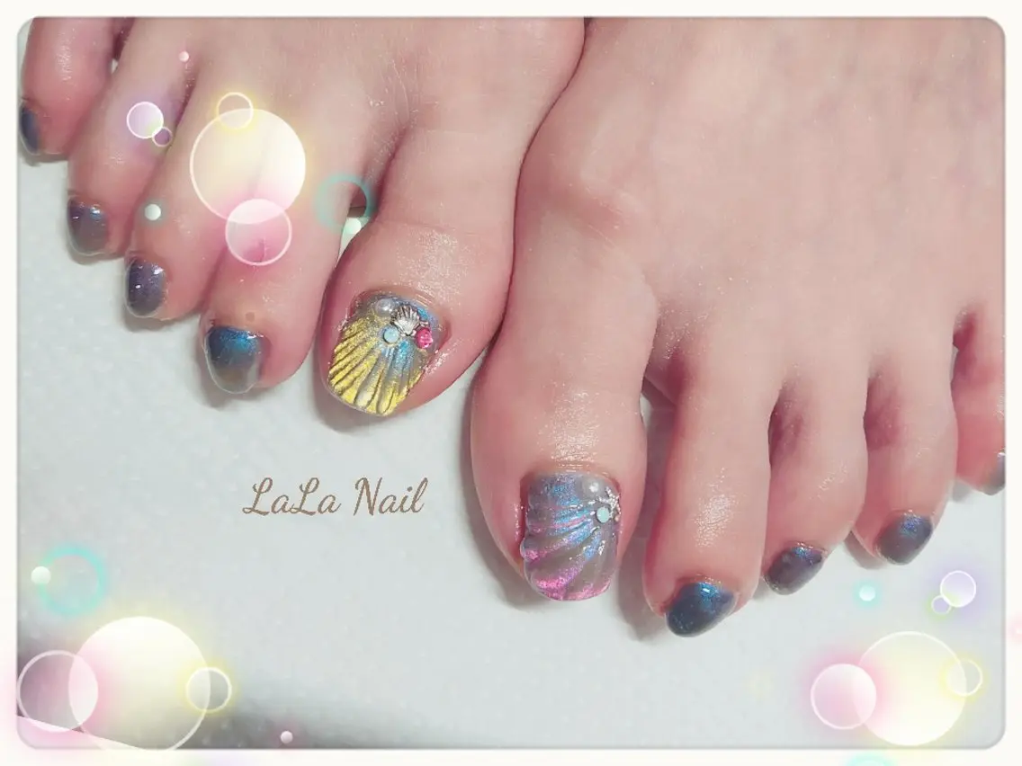 ネイル マグネットネイル LaLa Nailのネイルデザイン
