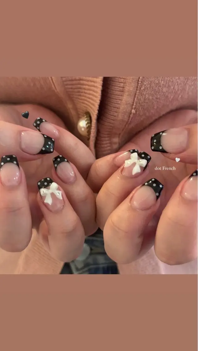 ネイル ハンドネイル EmaNail🎀 Haaruのネイルデザイン