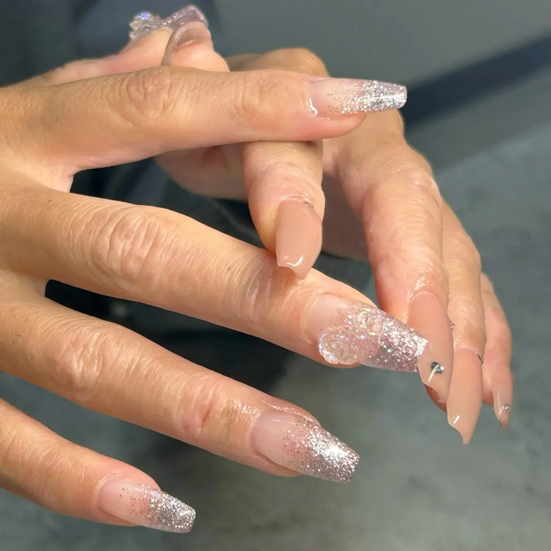 ネイル グラデーション ラメ(グリッター) ラメグラデーション ten nail salon　かえでのネイルデザイン