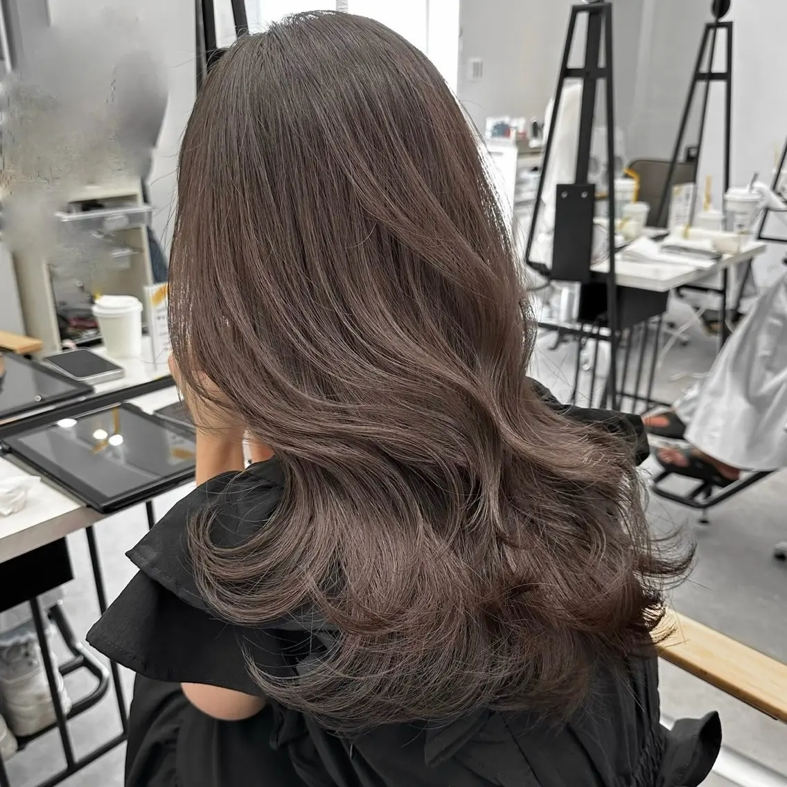 ロング ロングレイヤー レイヤーカット ロング 似合わせカット 山﨑 優衣のヘアスタイル