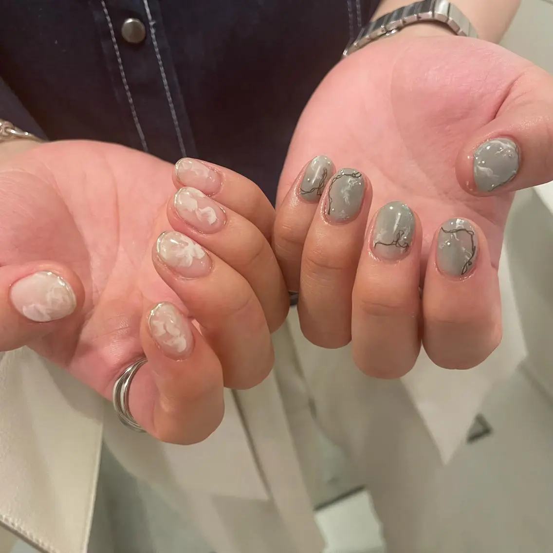 ネイル ジェルネイル 氷ネイル・うるうるネイル 韓国ネイル ラメ(グリッター) ミラーネイル ニュアンスネイル 💅🏻yuuiのネイルデザイン