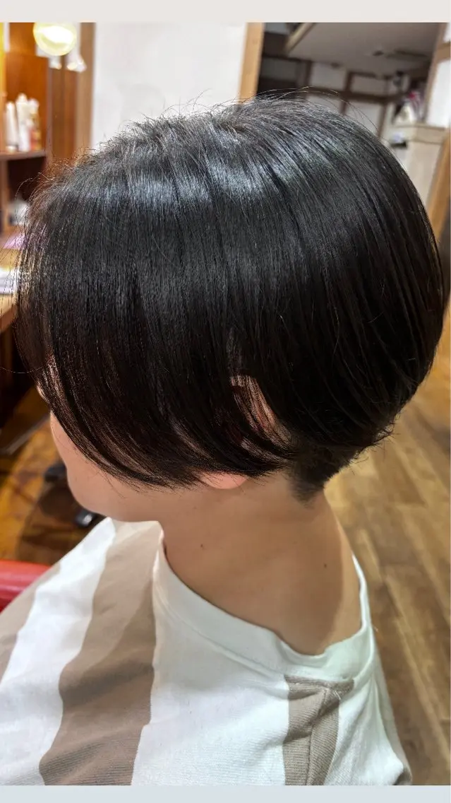 ショート 花澤 紗更のヘアスタイル