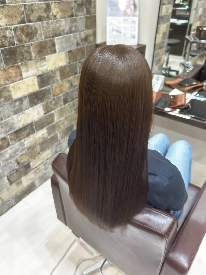 ロング tomoe 🫧透明感カラーのヘアスタイル