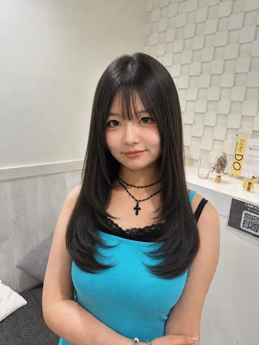 セミロング レイヤーカット カット 京谷 日向のヘアスタイル