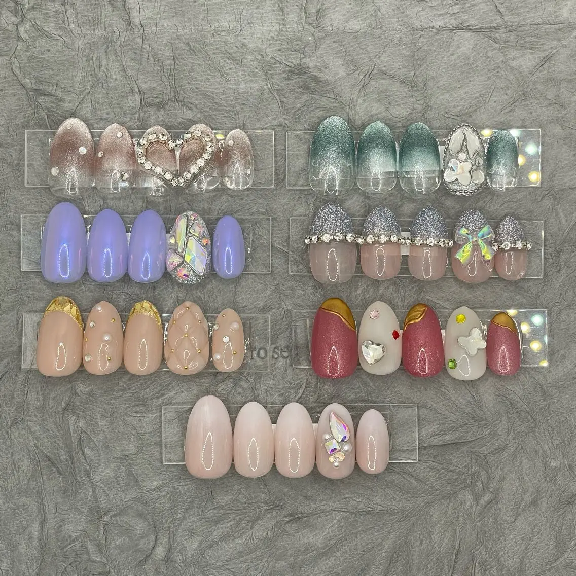 ネイル ハンドネイル nailroom DIASOMNIAのネイルデザイン