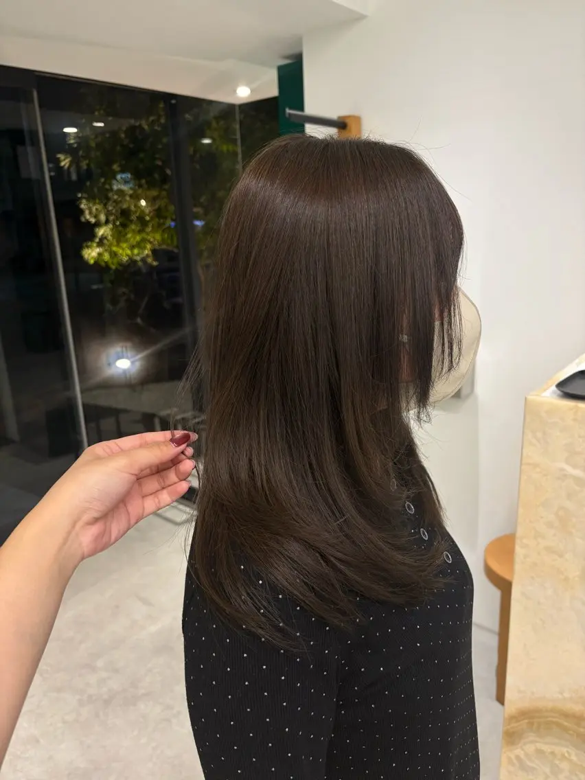 ミディアム トリートメント ヘアカラー トリートメント hinano /淀屋橋美容師のヘアスタイル