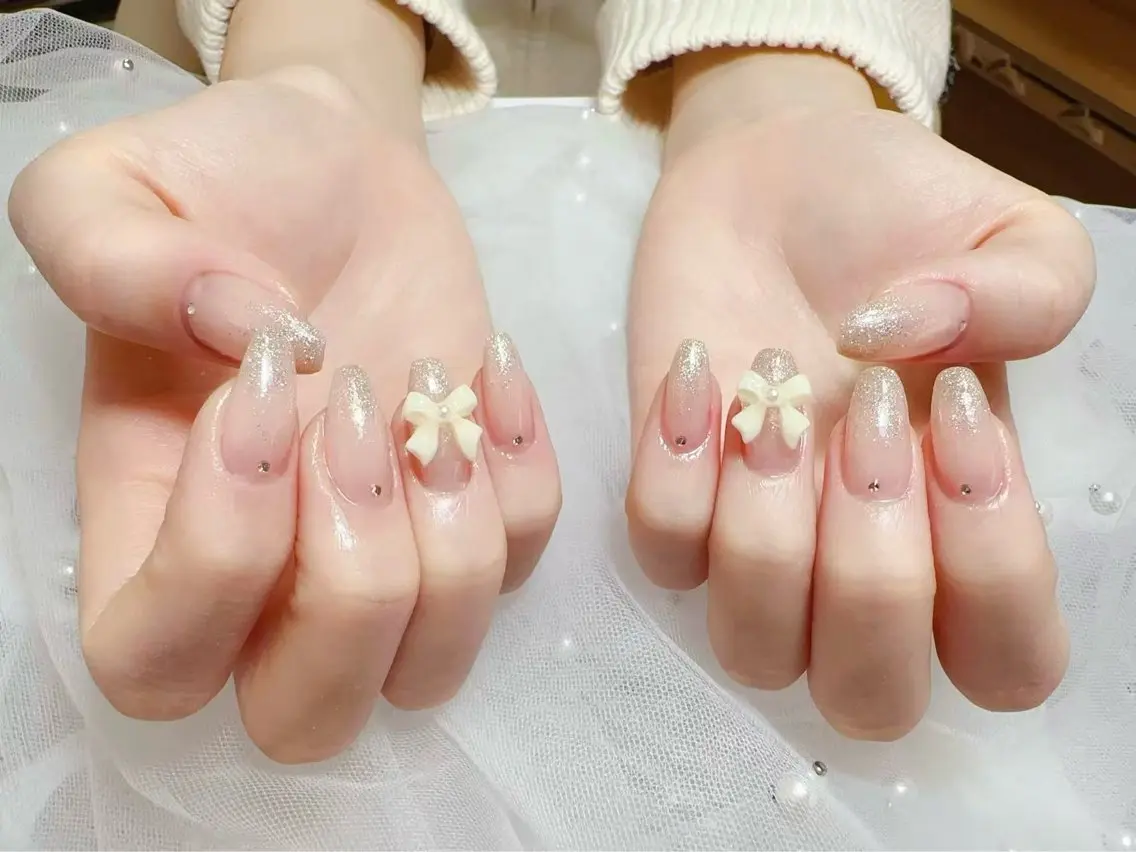 ✨シンプルコース4本デザイン(片手2本)持ち込みデザインOK！¥6280の写真