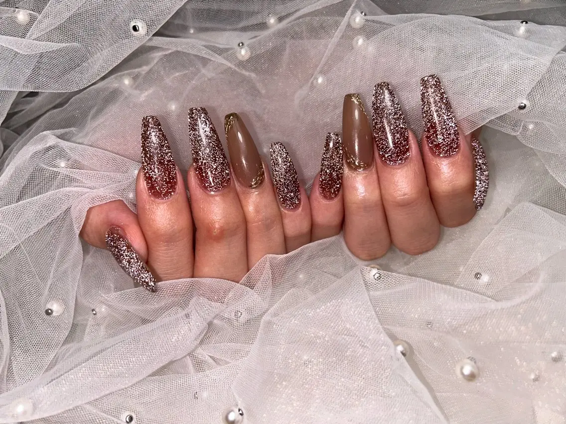 ネイル ハンドネイル フットネイル ✴︎ Delightのネイルデザイン