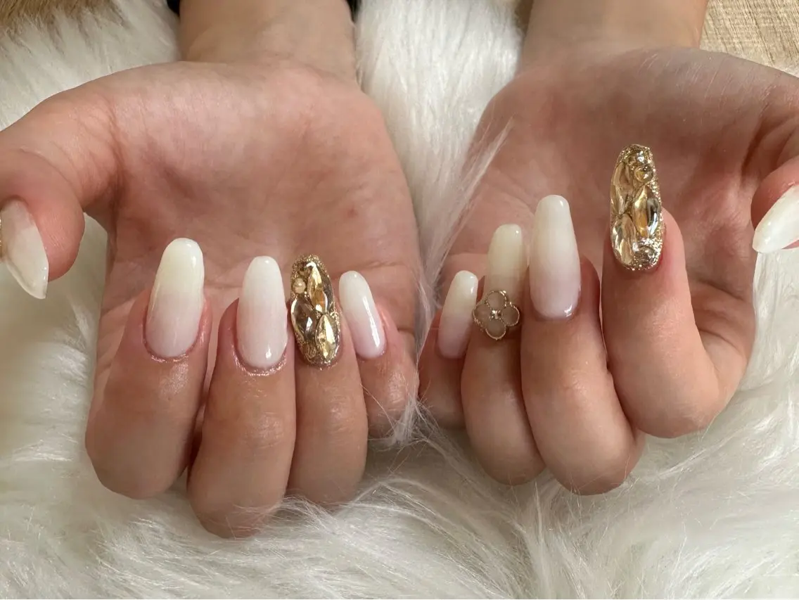 ネイル Cherie🫧 🌿NAOMIのネイルデザイン