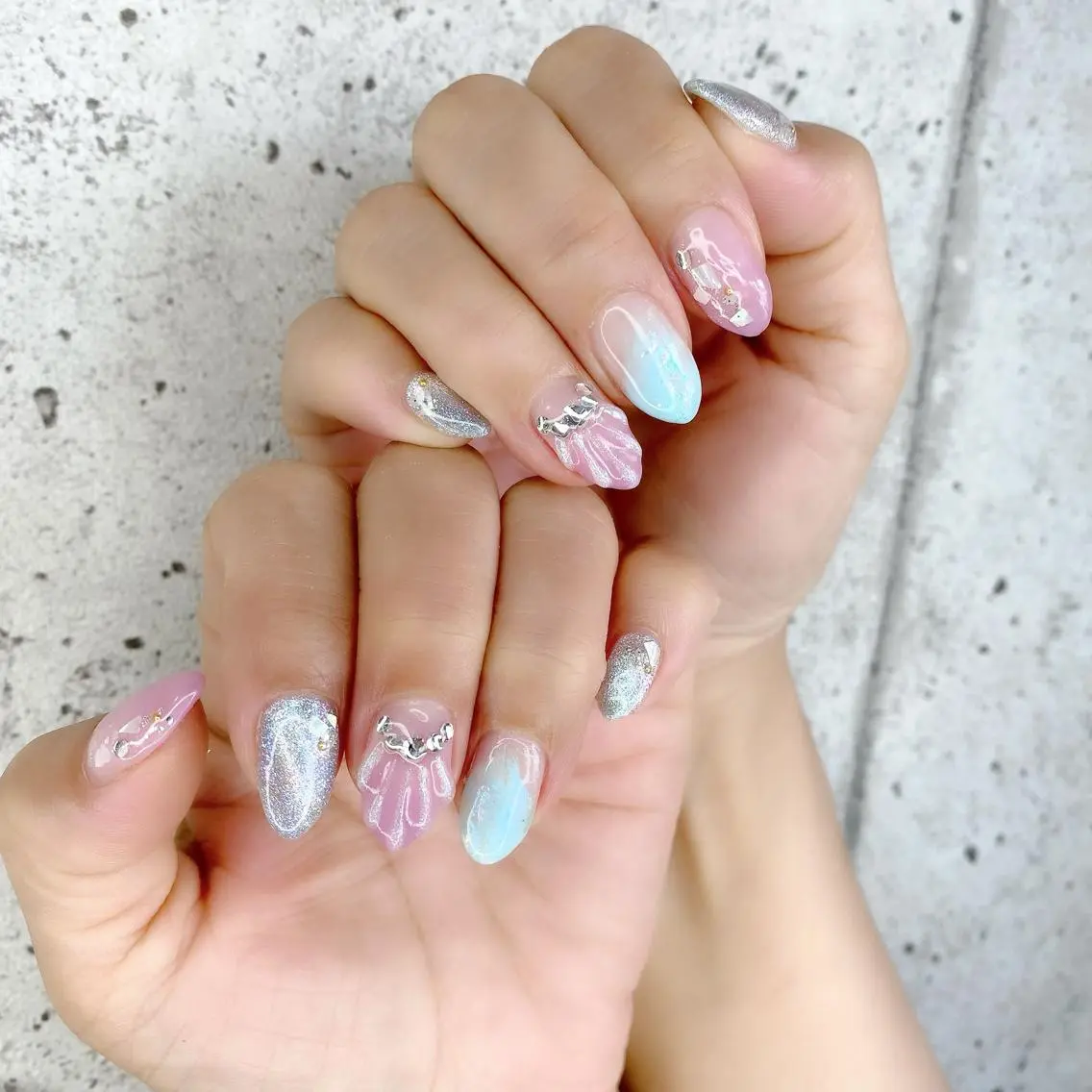ミディアム カラー パーマ ヘアアレンジ メンズ キッズ ネイル マツエク・マツパ マグネットネイル 夏ネイル ハンドネイル Salon Ｋのネイルデザイン