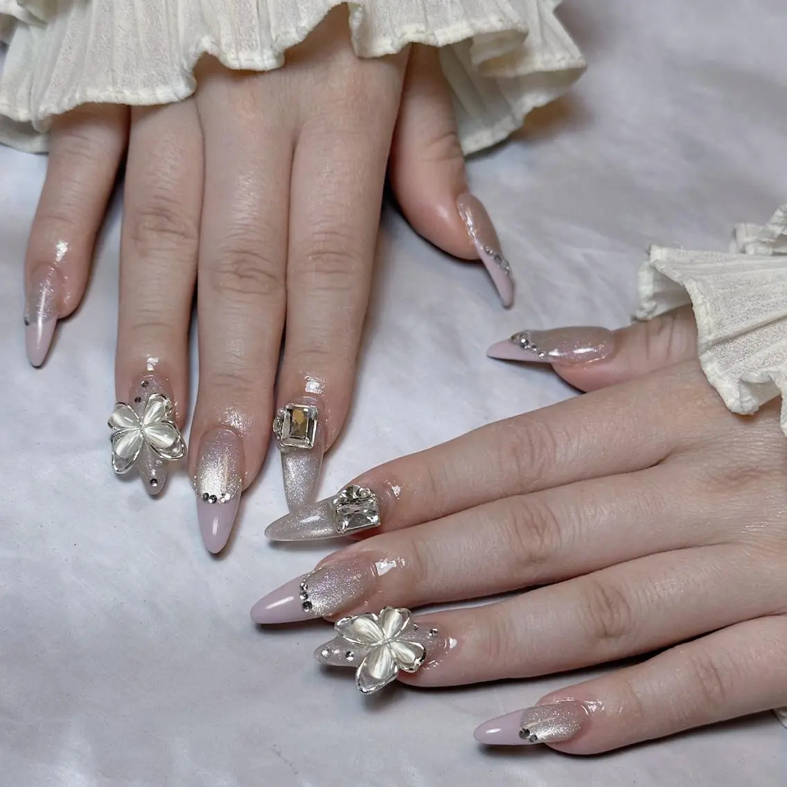 ネイル ハンドネイル 🩵Yun nail Salon 🩵のネイルデザイン