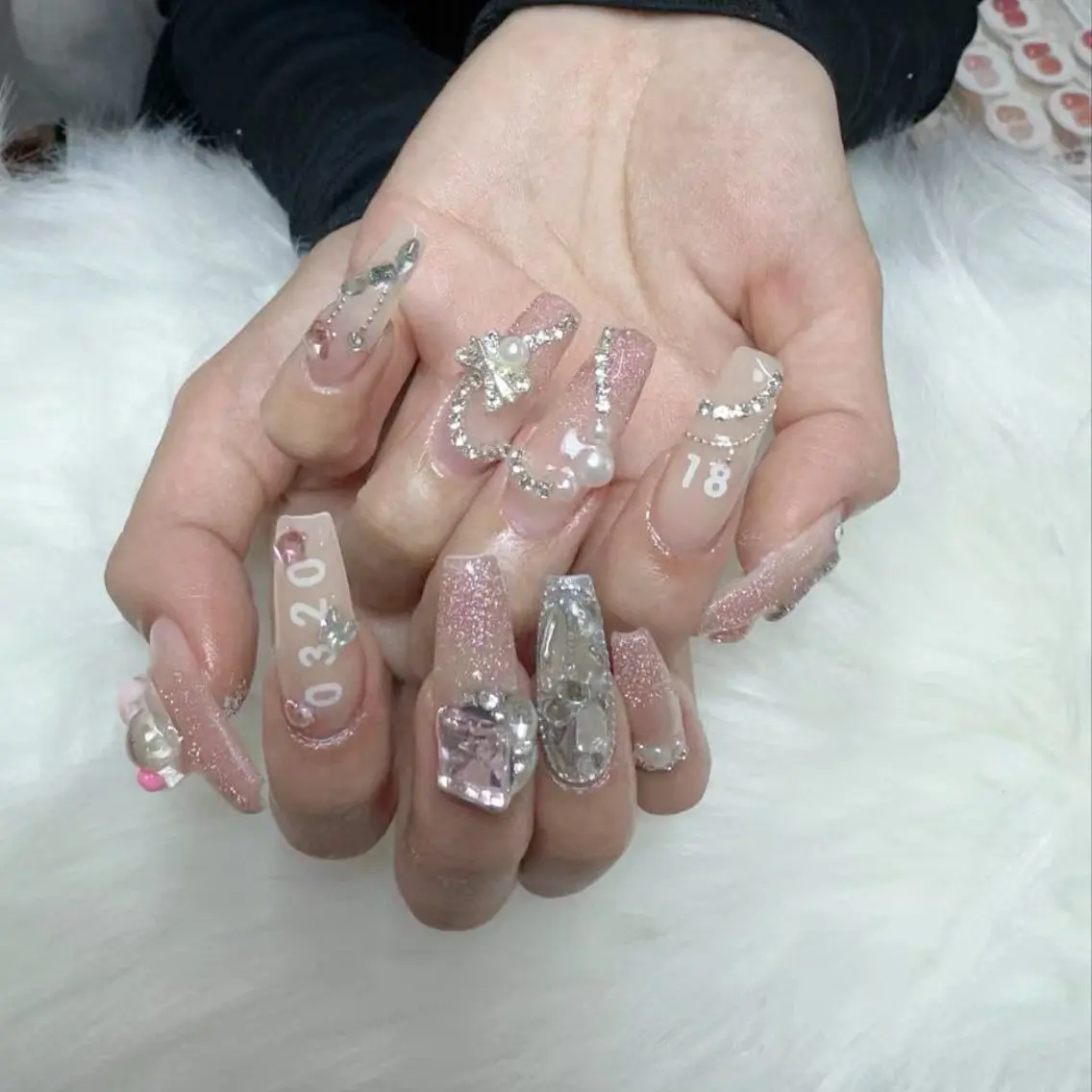 ネイル ハンドネイル 🎀nana🫧 ワンホンネイル🎀のネイルデザイン