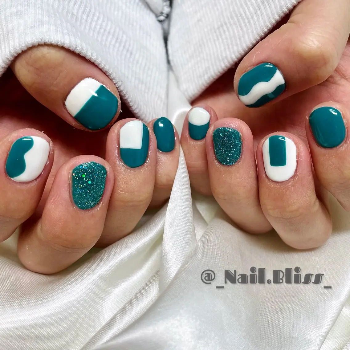 ネイル 持ち込み ハンドネイル NAIL BLISSのネイルデザイン