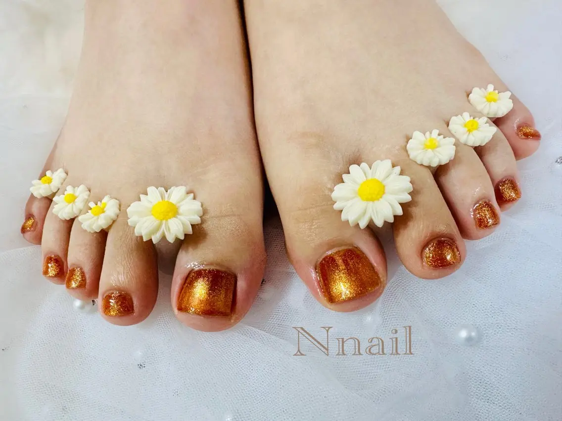 ネイル フットネイル フットネイル 🌿Nnail🌿 プライベートサロンのネイルデザイン