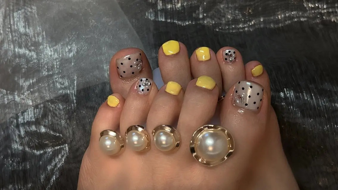 ネイル フットネイル rii .eye/nailのマツエク・マツパデザイン