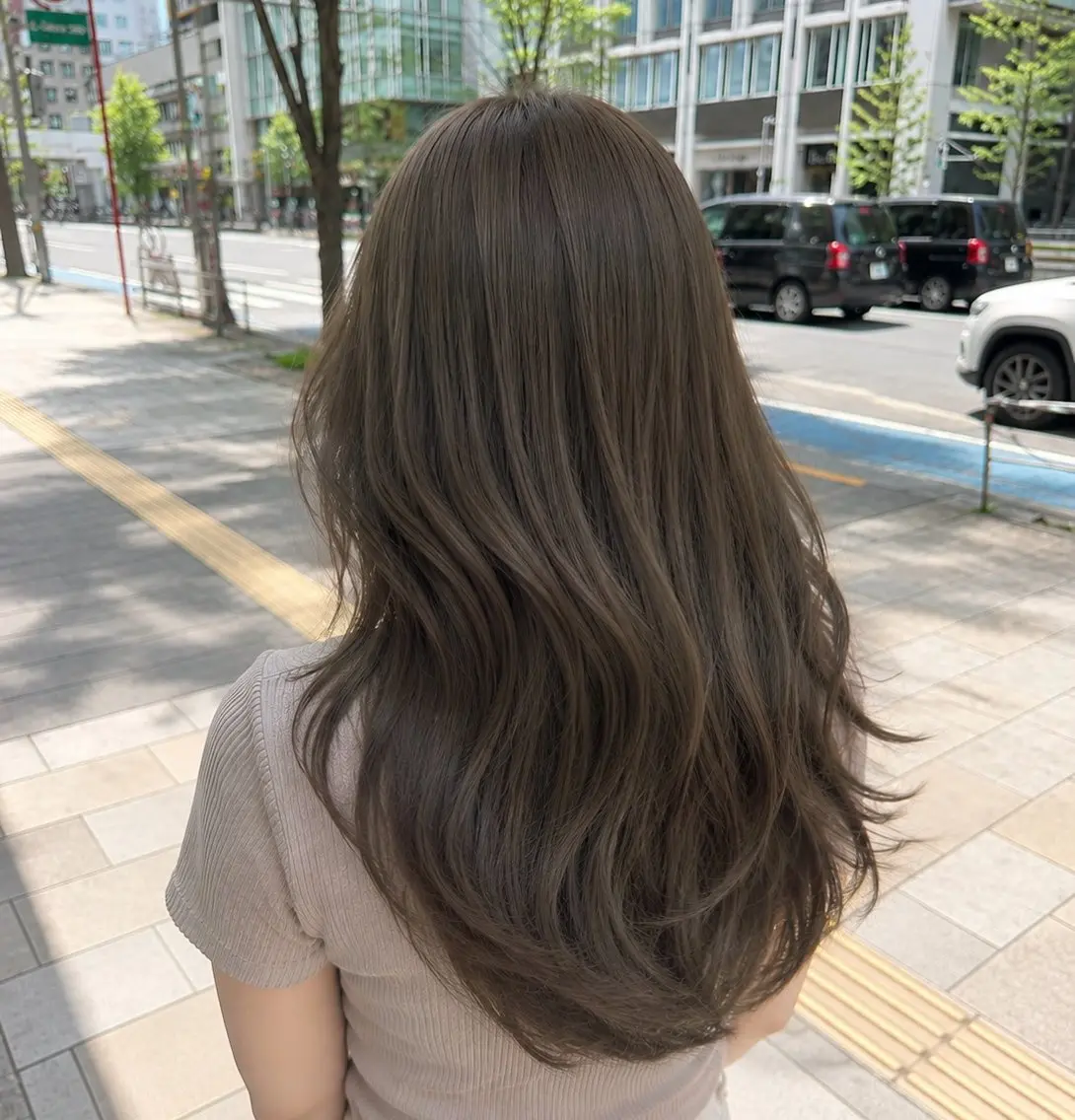 ロング カット ヘアカラー 【顔まわりレイヤー/ 髪質改善/今崎太河】のヘアスタイル