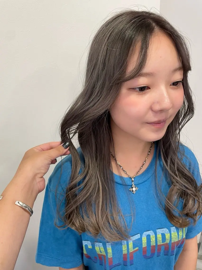 カラー ヘアカラー 透明感カラー🫧 HARUKA🐰のヘアスタイル