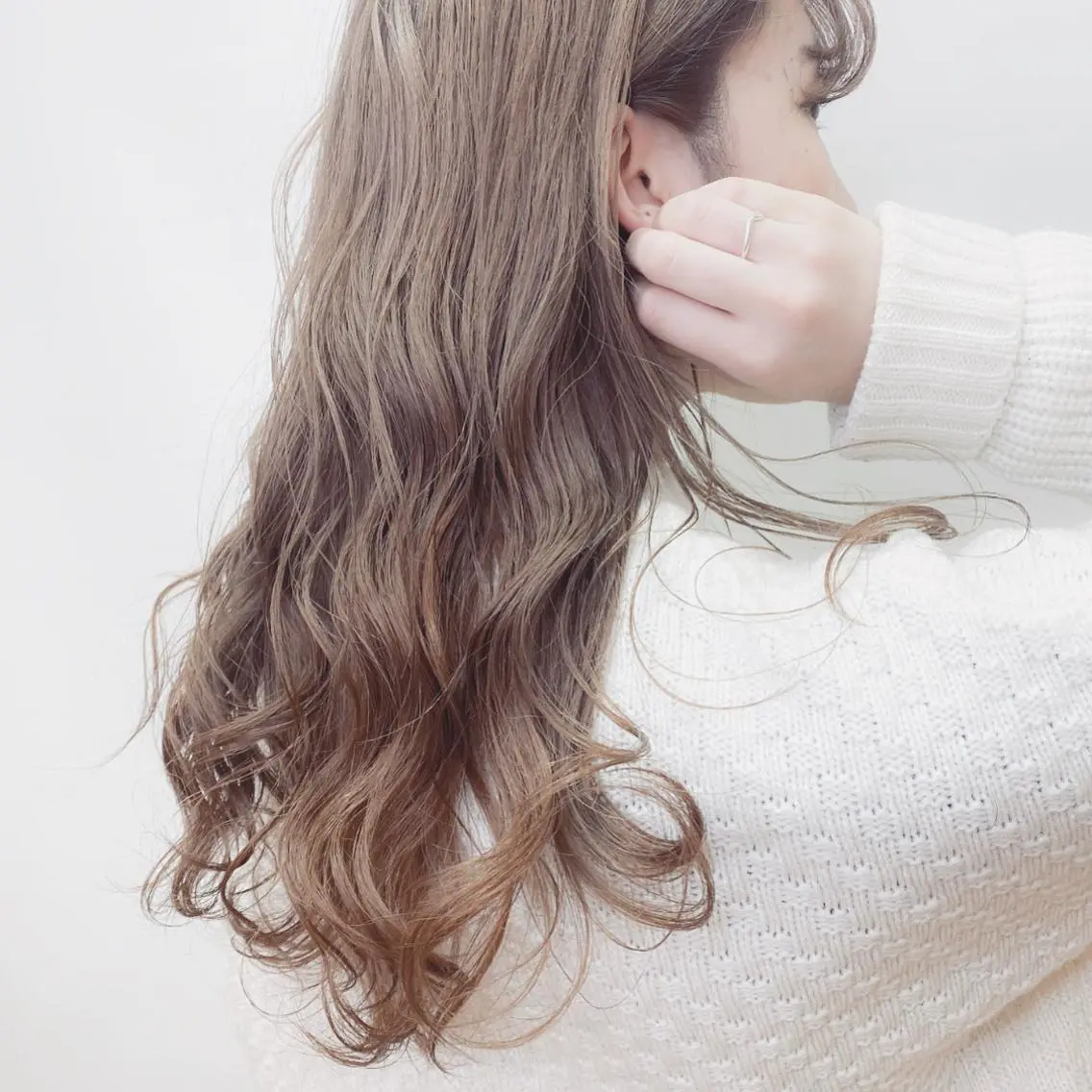 セミロング カラー 大野 あさみのヘアスタイル