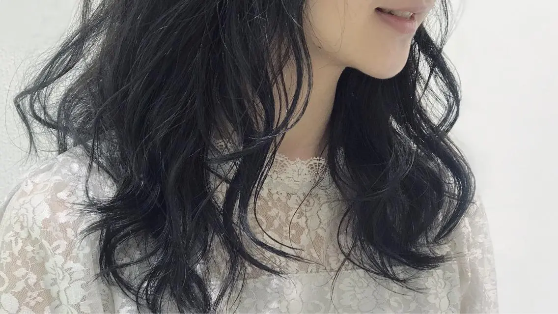 セミロング カラー 透明感カラー 当日予約🆗✂︎ ウエモト タクのヘアスタイル