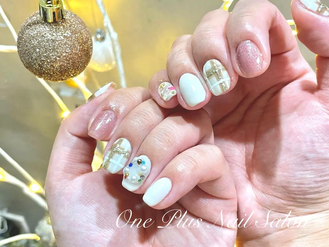 ネイル One Plus Nail Salonのネイルデザイン