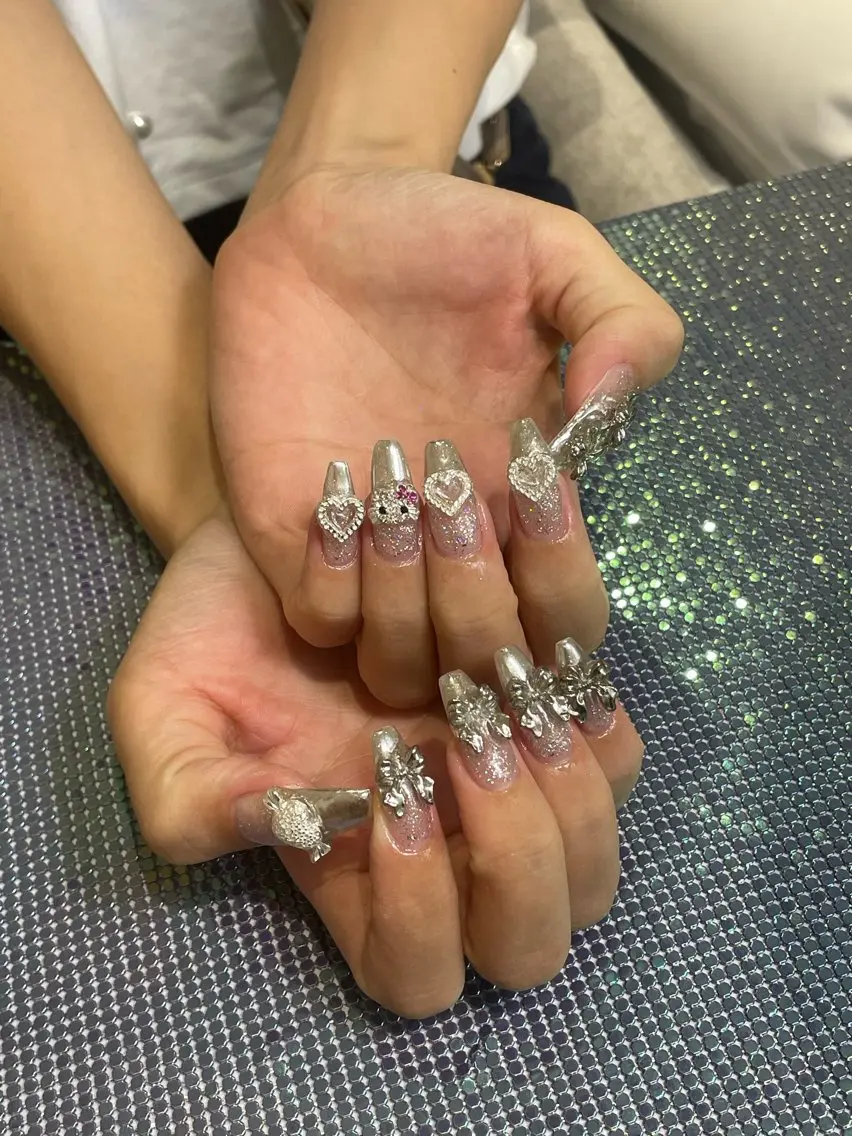 ネイル ハンドネイル RICO Nail パーツつけ放題🌈のネイルデザイン
