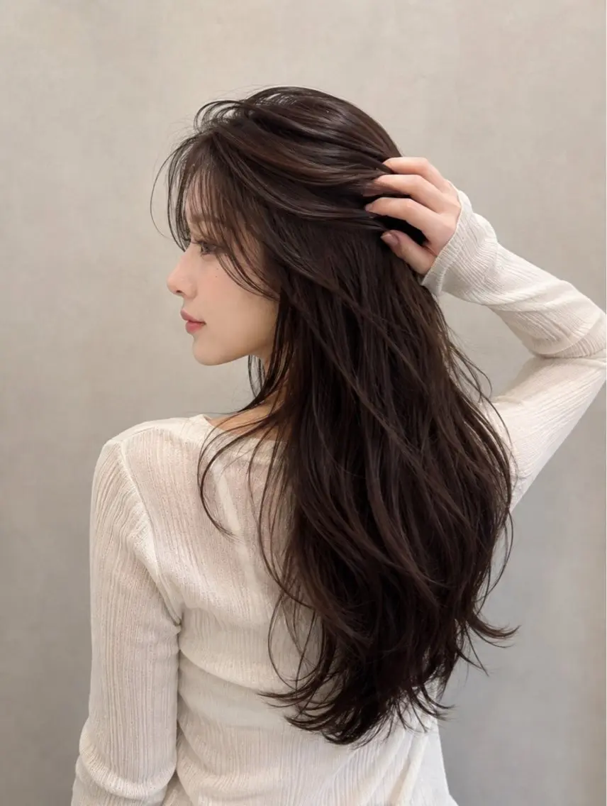 カラー ヘアカラー ヘアアレンジ‎‎🪽 艶カラー ☆ yuiのヘアスタイル