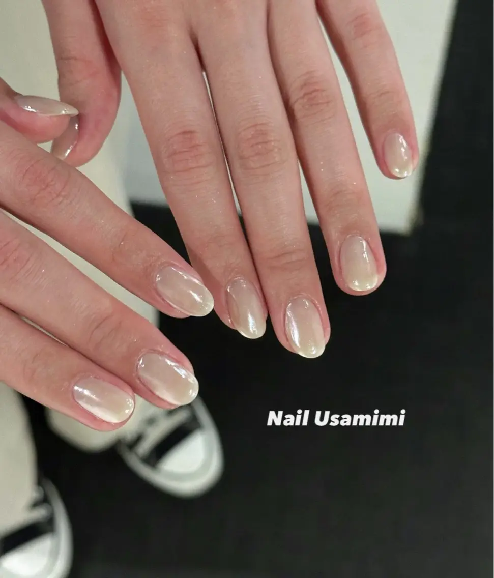 ネイル オーロラネイル 春ネイル ワンホンネイル ハンドネイル 本町NailUsaM imi MOMOKAのネイルデザイン