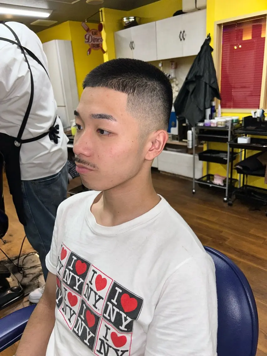💈ミニモ限定価格 坊主フェード(スキンフェード)+シャンプーの写真