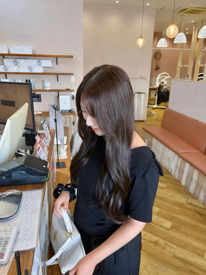 カラー 🫧佐藤透明感カラー デザインカラーのヘアスタイル