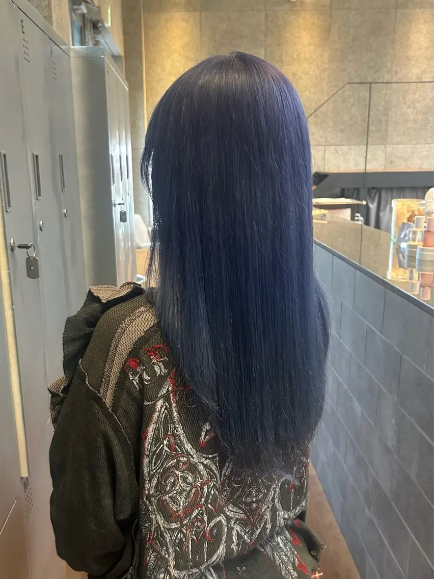 カラー ブルーカラー ヘアカラー トリートメント 🎀艶ハイトーン特化 🎀セナのヘアスタイル