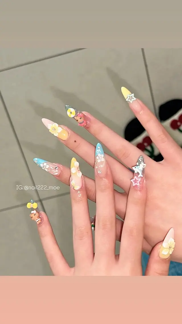 ネイル ハンドネイル ⟡.*222⋰˚☆ MöEのネイルデザイン