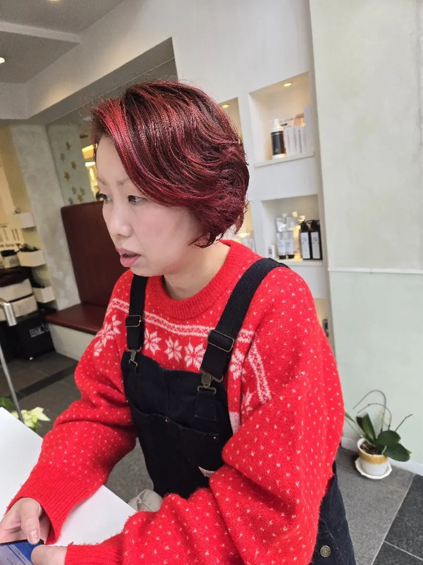 ショート カラー くせ毛 カット パーマ 遠藤 史秋のヘアスタイル