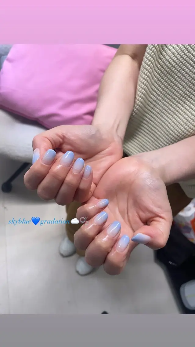 ネイル 水色 村山 乃朱のネイルデザイン