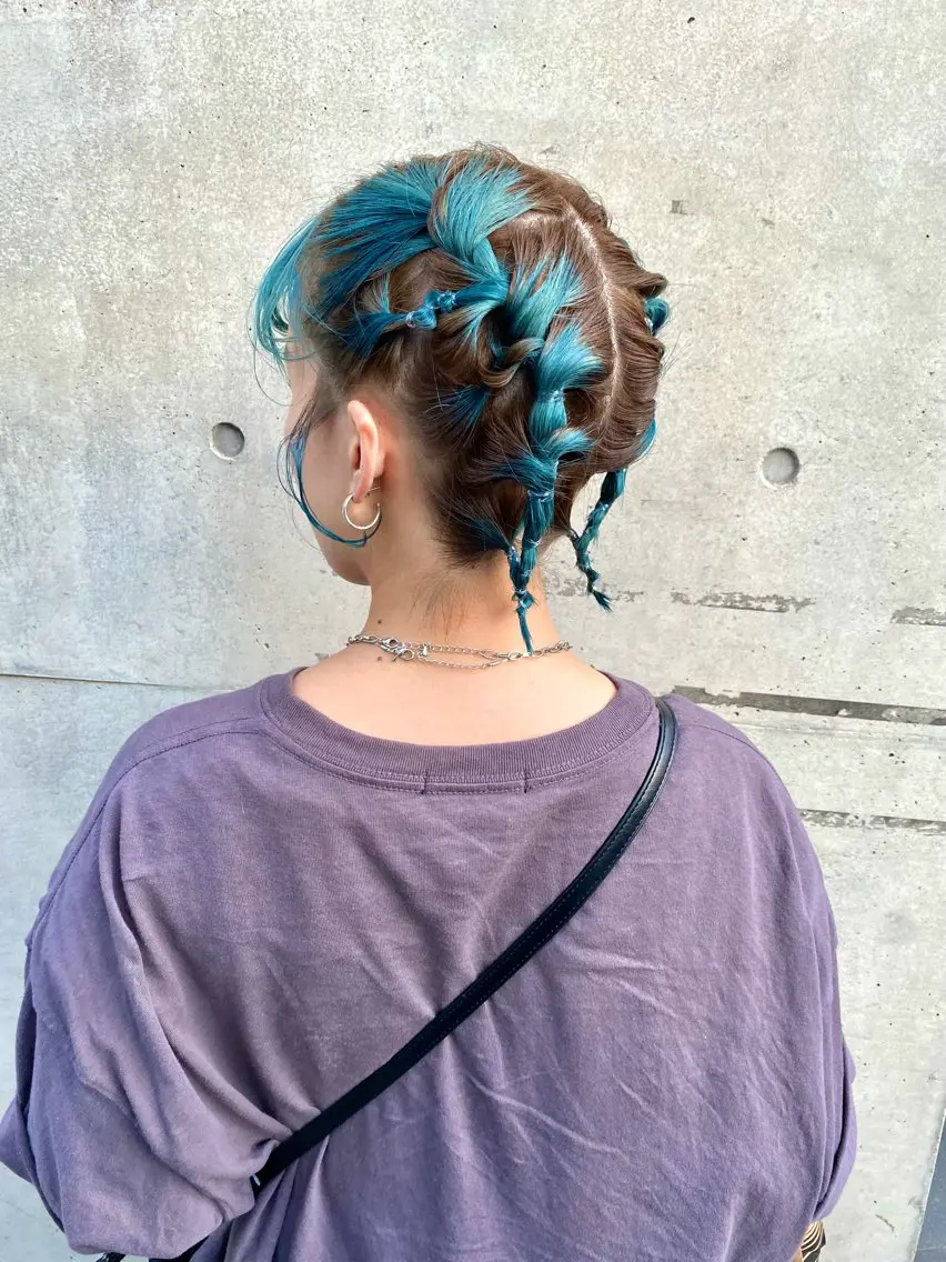 ミディアム カラー ヘアアレンジ カット ヘアカラー トリートメント 宮川 日菜子のヘアスタイル