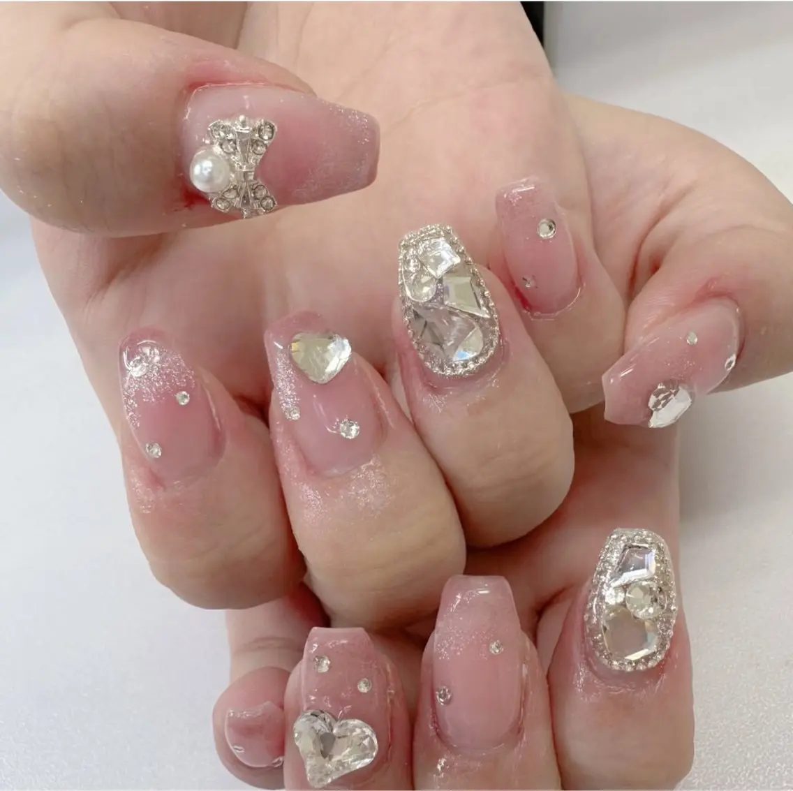 ネイル アートネイル フラワーネイル フレンチネイル ジェルネイル グラデーション ハンドネイル Ryu Nail NekoChanのネイルデザイン