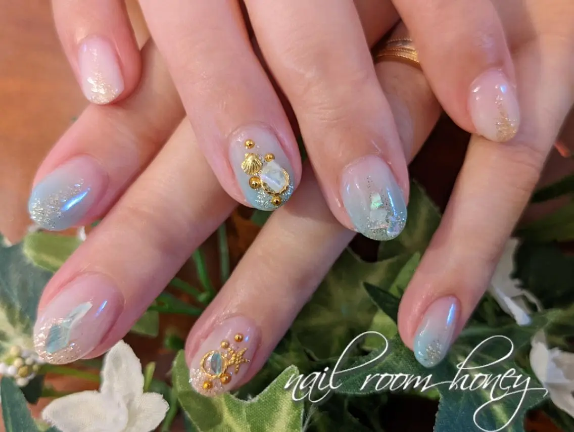 ネイル ジェルネイル グラデーション グリーン 夏ネイル nail room  honeyのネイルデザイン