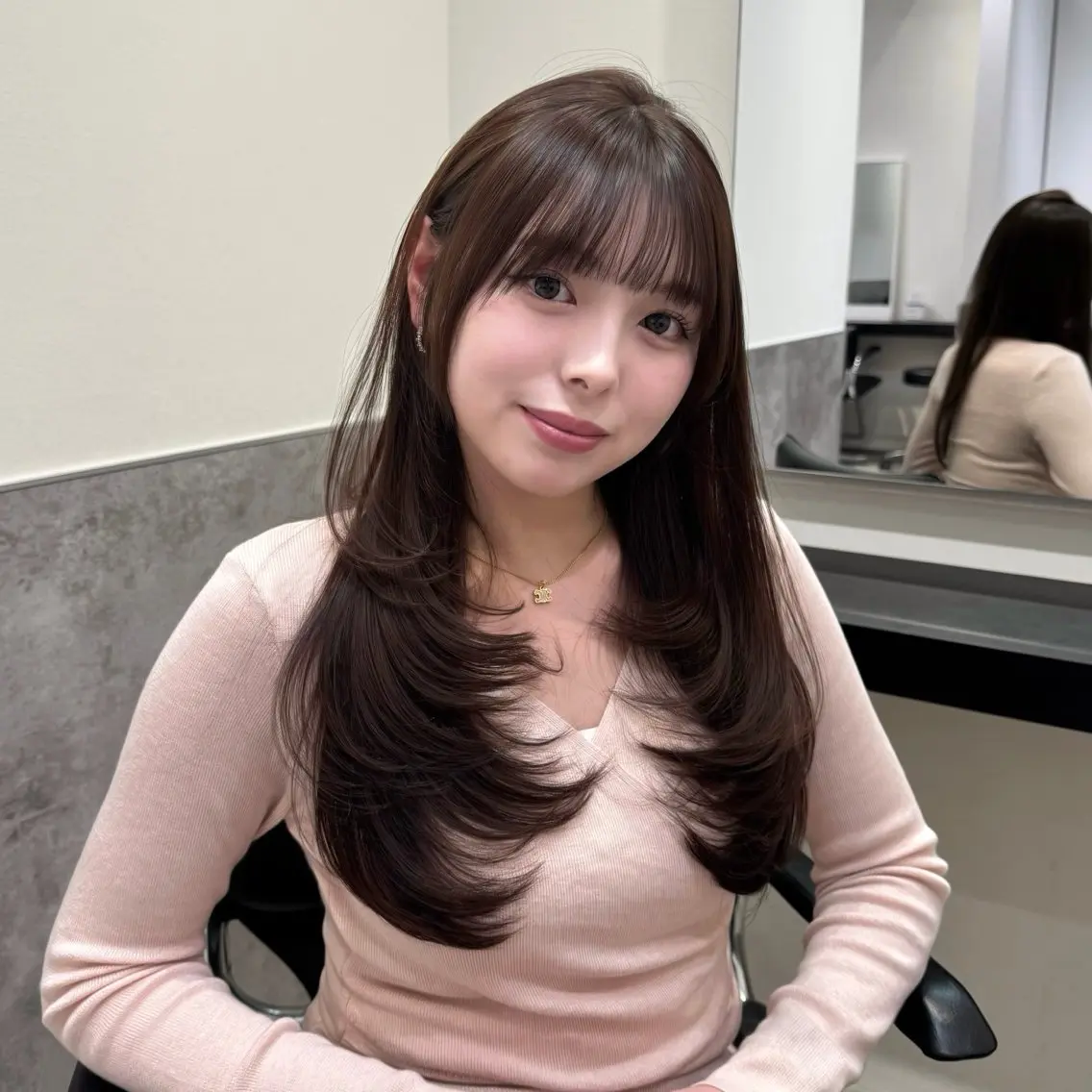 ロング カラー 透明感カラー グレージュ 顔周りカット レイヤーカット カット ヘアカラー トリートメント 韓国系支持率No.1 レイヤー特化/きょうのヘアスタイル