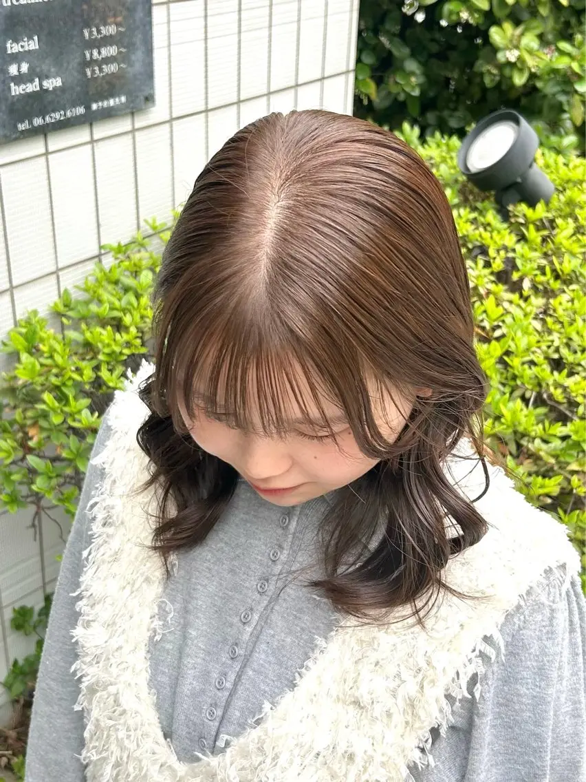 ミディアム カラー ベージュカラー ブリーチ ブリーチなしカラー オリーブベージュ カット ヘアカラー ボブレイヤー/ ブリーチ/miyuuのヘアスタイル