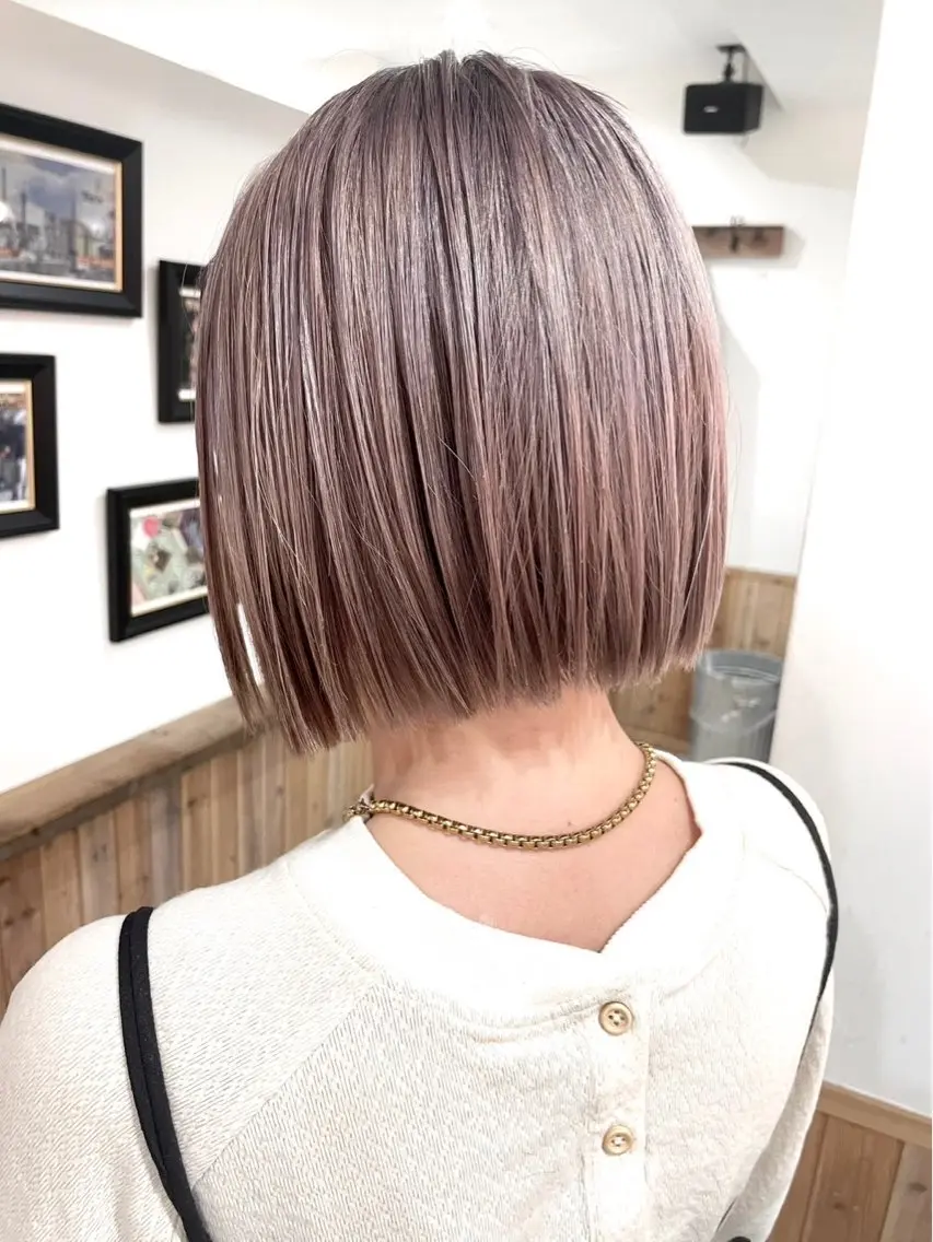 ミディアム カラー ヘアカラー トリートメント Wカラーレイヤーカ ット⚡️CHIAKIのヘアスタイル