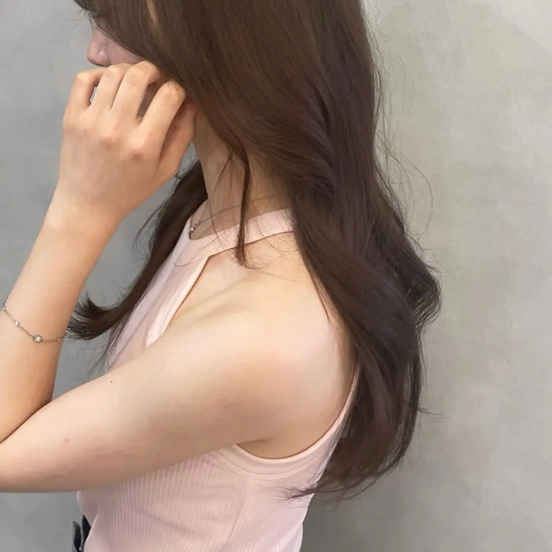 ロング カラー グレージュ レイヤーカット カット ヘアカラー Rui/透明感カラー 暖色/レイヤーカットのヘアスタイル
