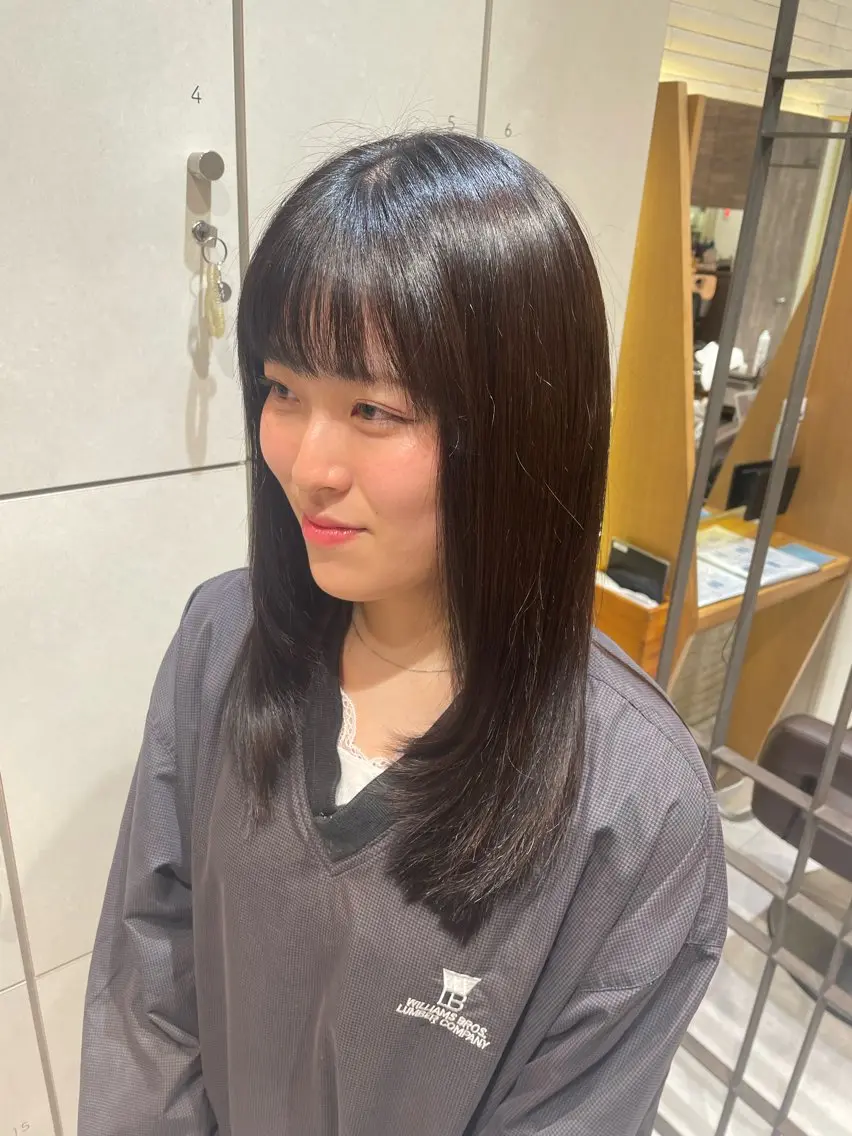 ロング カラー ブラウンカラー レイヤーカット カット ヘアカラー トリートメント 吉川沙知 /ナチュラルカラーのヘアスタイル