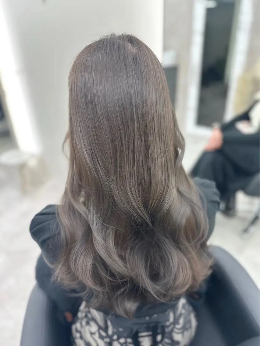 ロング カラー ブリーチ 透明感カラー ダブルカラー ブリーチなしカラー 顔まわりレイヤー カット ヘアカラー 田之上千尋/透明感 ブリーチなし/韓国風のヘアスタイル