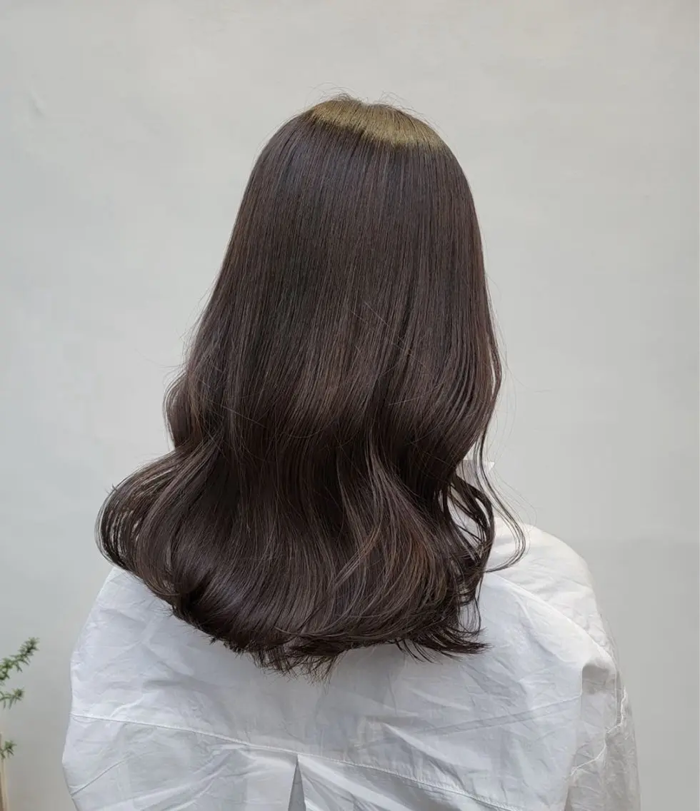 セミロング 柔らかhair🌼/ 透明感🫧/みなほのヘアスタイル