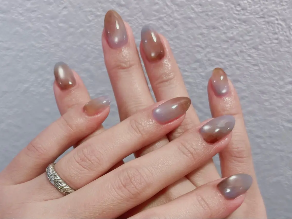 ネイル 長さ出し グラデーション 卒業式 キラキラネイル マグネットネイル ハンドネイル Belle Nail Salonのネイルデザイン