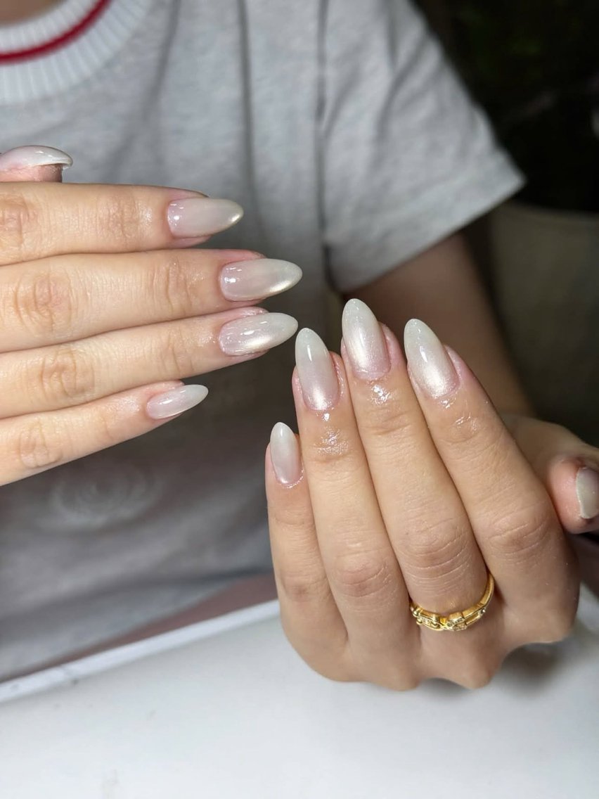 ネイル チークネイル ドット フレンチネイル グラデーション 韓国ネイル ハンドネイル Minette nailHuongのネイルデザイン