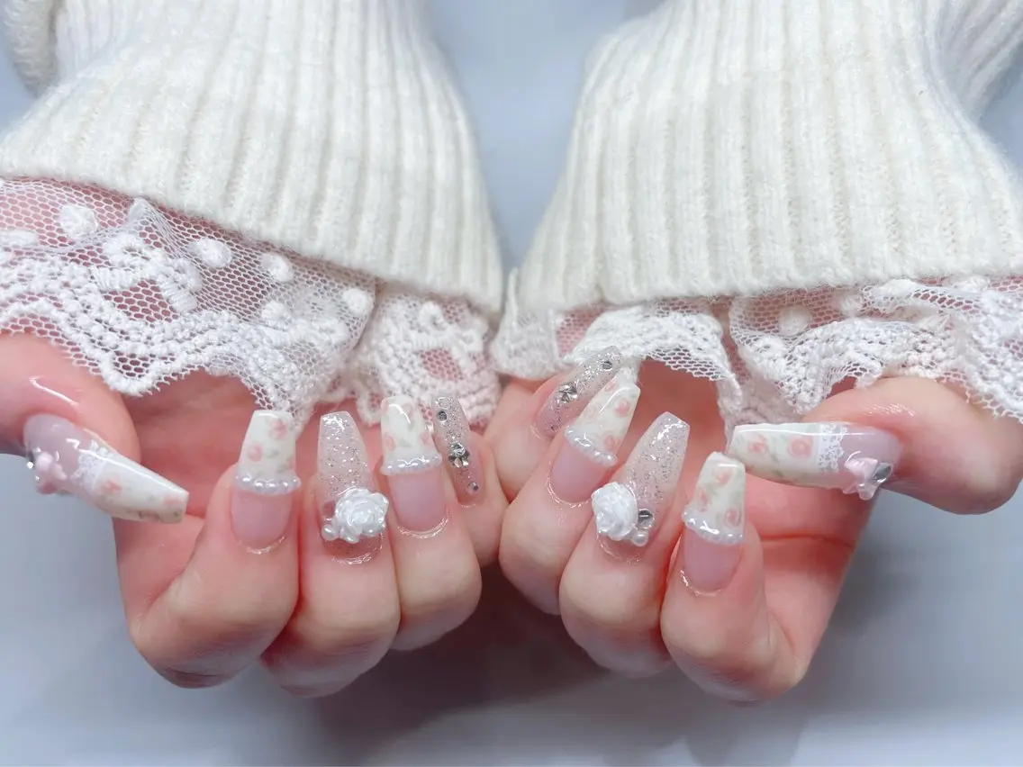 ネイル 成人式 フラッシュネイル フットネイル ジェルネイル 卒業式 mione_ou nail salonのネイルデザイン