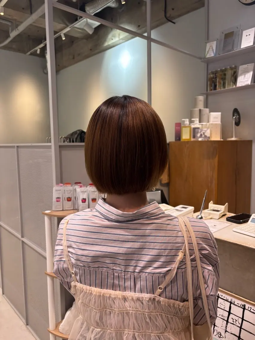 ショート 縮毛矯正 油井 緋織のヘアスタイル