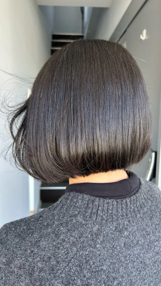 ショート ボブ カット 盛本 彩乃のヘアスタイル