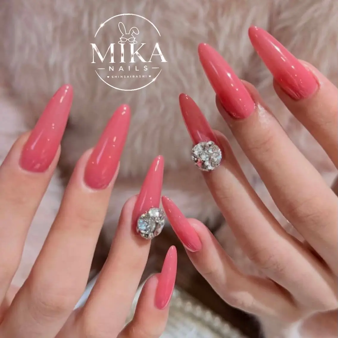 ネイル キラキラネイル 韓国ネイル ロングネイル 持ち込み シンプルネイル ハンドネイル ハンドケア Mika Nails 心斎橋のネイルデザイン