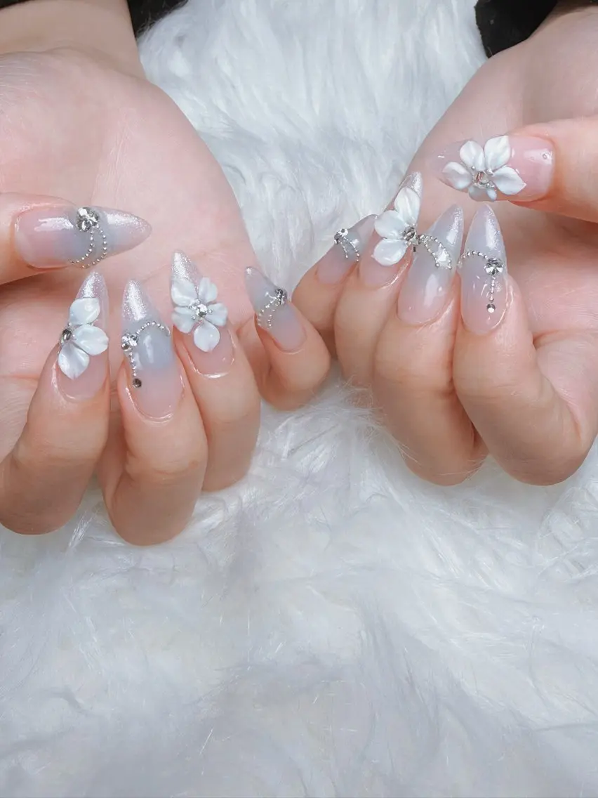 ネイル W·mai nail 関内のネイルデザイン
